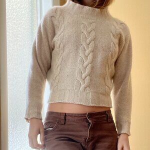 100% cashmere cropped scottish sweater in cream